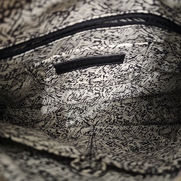 Rebecca Minkoff Mac Daddy NWOT Extra Fringe Dust Cover Black with Gold Hardware - Picture 13 of 16